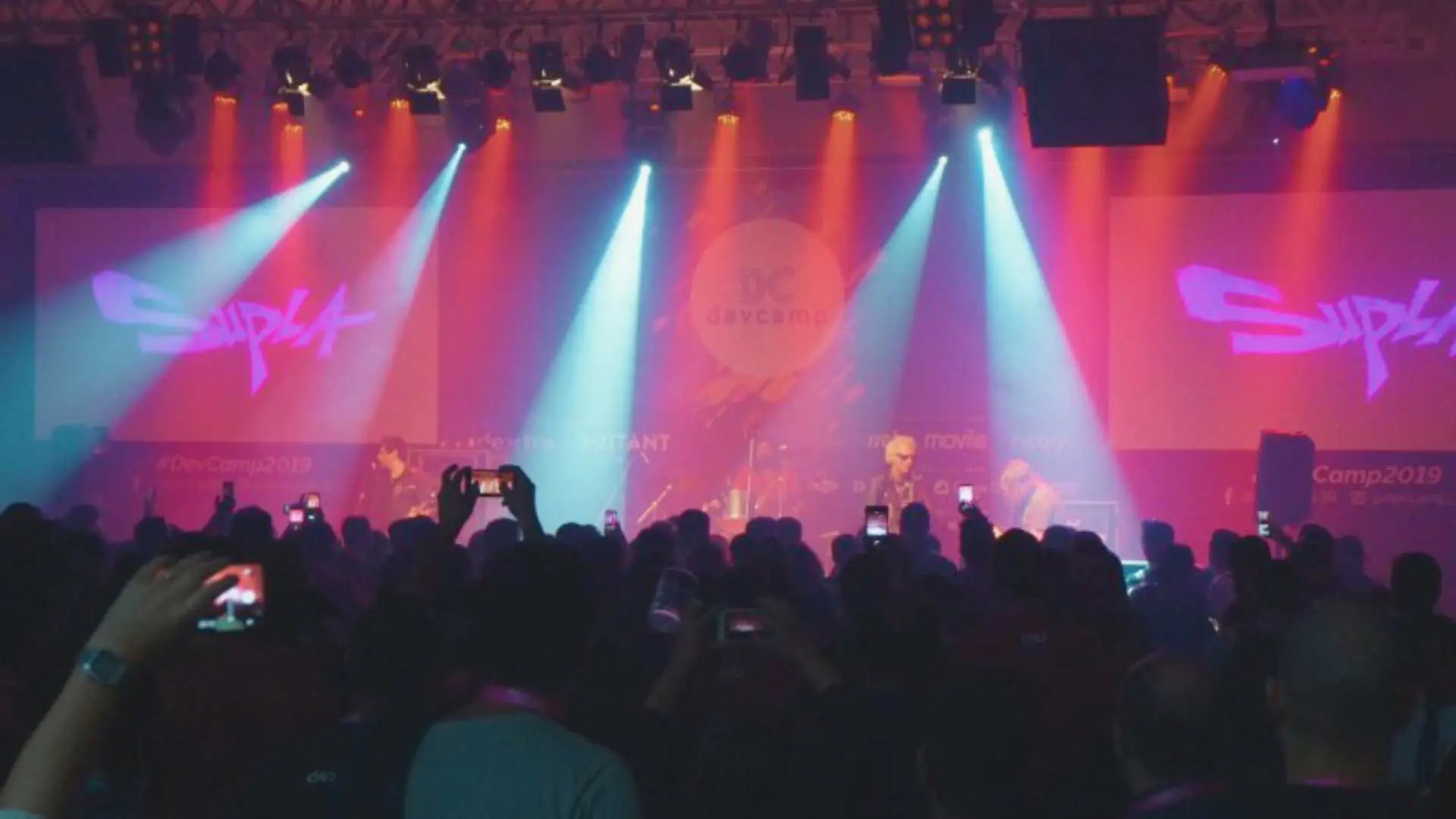 ilumincao-e-sonorizacao-para-shows-corporativos